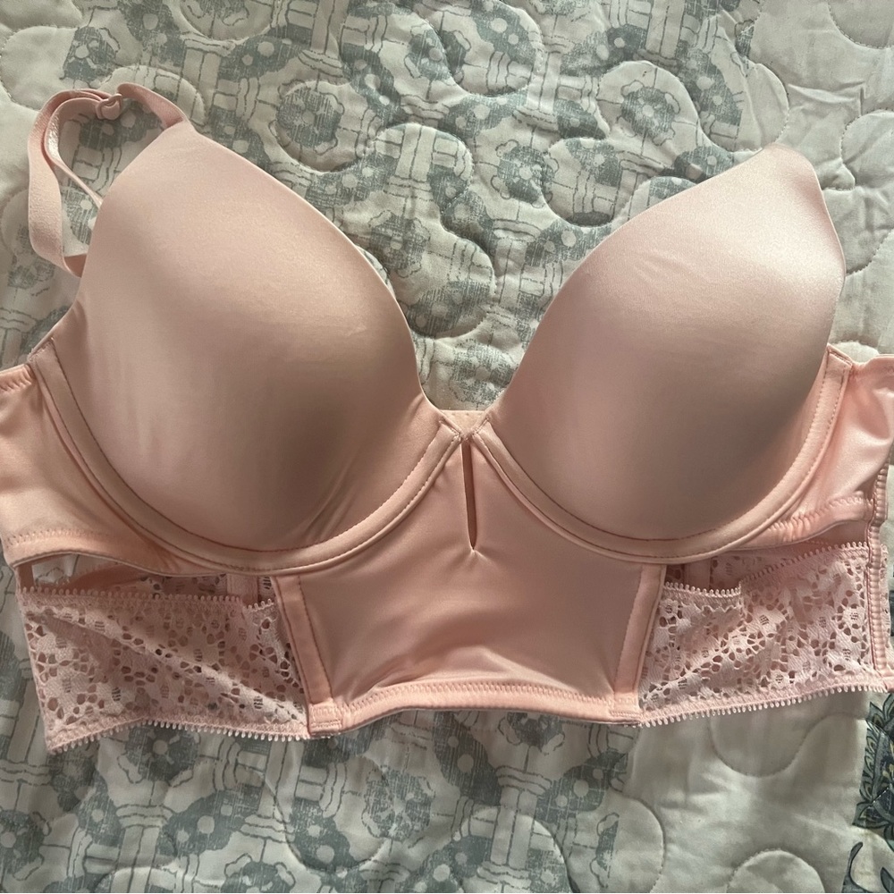 BRAND NEW Victoria Secret Bralette - Baby pink